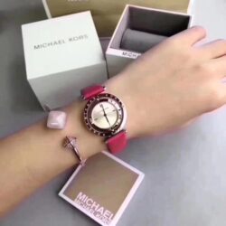 ساعة مايكل كورس للنساء MK2525