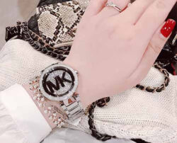 ساعة مايكل كورس للنساء MK5925