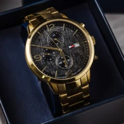 ساعة تومي هيلفيغر للرجال 1710362