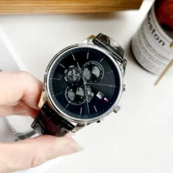 ساعة تومي هيلفيغر للرجال 1710502