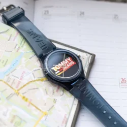 ساعة تومي هيلفيغر للرجال والنساء 1720028