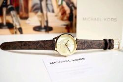 ساعة مايكل كورس للنساء MK2862
