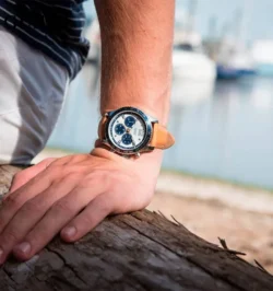 ساعة جيس للرجال W0970G1