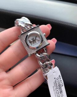 ساعة مايكل كورس للنساء MK4718