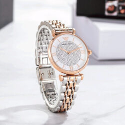 ساعة امبوريو ارماني للنساء AR80035