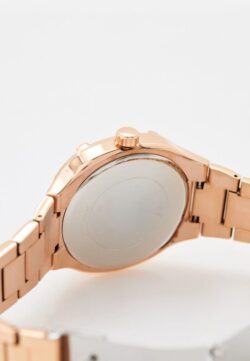 ساعة جيس للنساء GW0558L3