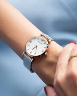 ساعة امبوريو ارماني للنساء AR2067