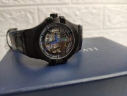 ساعة مازيراتي للرجال R8821108009