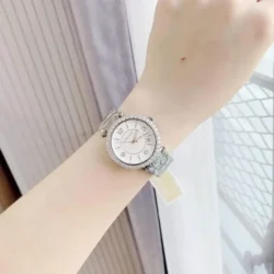 ساعة مايكل كورس للنساء MK4694