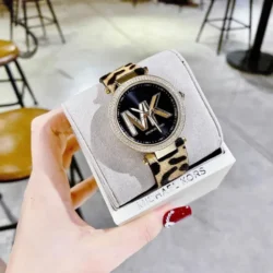 ساعة مايكل كورس للنساء MK4723