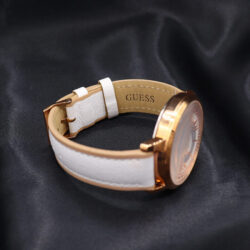 ساعة جيس للنساء W0934L1