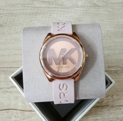 ساعة مايكل كورس للنساء MK7139