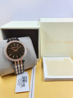 ساعة مايكل كورس للنساء MK3584