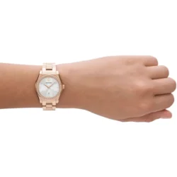 ساعة امبوريو ارماني للنساء AR11558