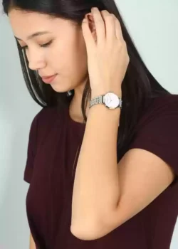 ساعة امبوريو ارماني للنساء AR1682