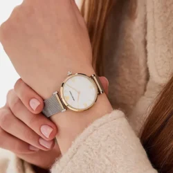 ساعة إمبوريو أرماني للنساء AR2068