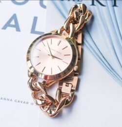 ساعة مايكل كورس للنساء MK3223