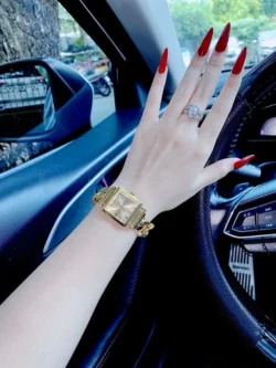 ساعة جيس للنساء W1029L2