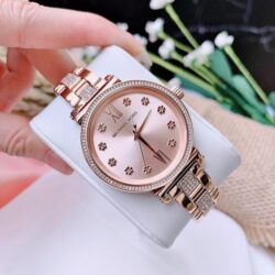 ساعة مايكل كورس للنساء MK3882