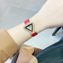 ساعة جيس للنساء GW0504L2