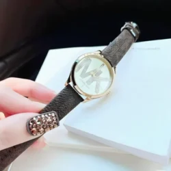 ساعة مايكل كورس للنساء MK2862