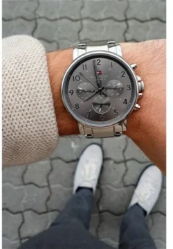 ساعة تومي هيلفيغر للرجال 1710382