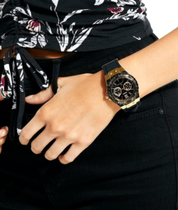 ساعة جيس للنساء W1053L7