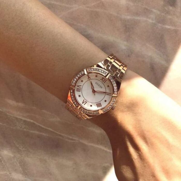 ساعة جيس للنساء GW0033L3