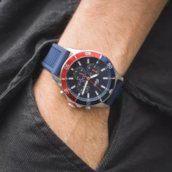 ساعة لاكوست للرجال 2011154