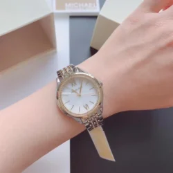 ساعة مايكل كورس للنساء MK7084