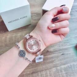 ساعة مايكل كورس للنساء MK3882