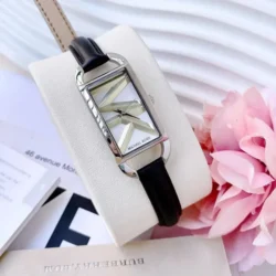 ساعة مايكل كورس للنساء MK4722