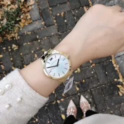 ساعة مايكل كورس للنساء MK6689