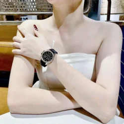 ساعة مايكل كورس للنساء MK7373