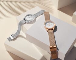 ساعة نافي فورس حريمي NF5015-S-W