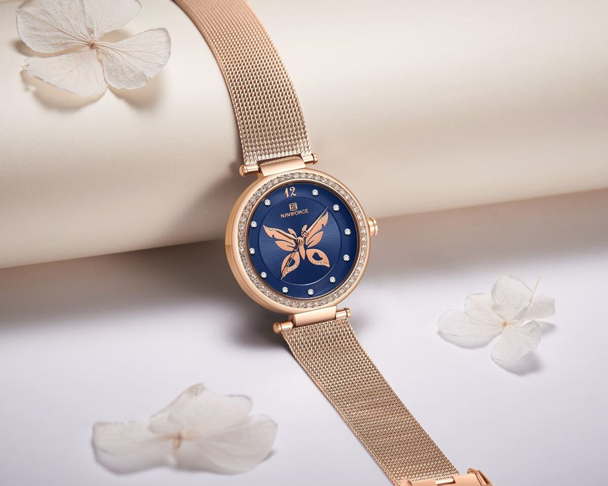 ساعة نافي فورس حريمي NF5018-RG-BE