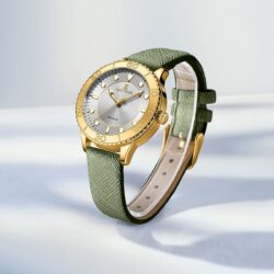 ساعة نافي فورس حريمي NF5020-G-W-L-GN