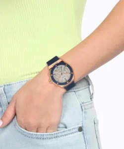 ساعة جيس للنساء GW0030L5