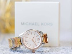 ساعة مايكل كورس للنساء MK6686