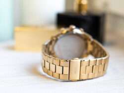 ساعة لاكوست للرجال 2011096