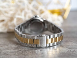 ساعة مايكل كورس للنساء MK6988