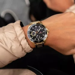 ساعة تومي هيلفيغر للرجال 1791919