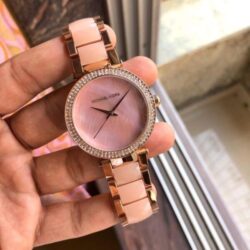 ساعة مايكل كورس للنساء MK6402