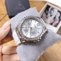 ساعة جيس للنساء W0846L8