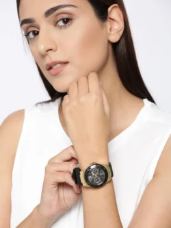 ساعة جيس للنساء W1053L7