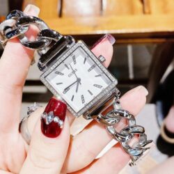 ساعة جيس للنساء W1030L1