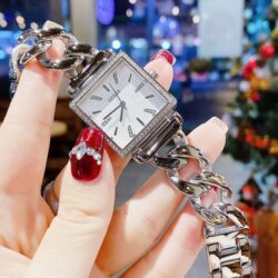 ساعة جيس للنساء W1030L1