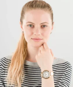 ساعة جيس للنساء W0934L1