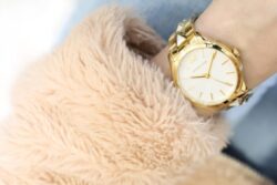 ساعة مايكل كورس للنساء MK6689