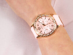 ساعة جيس للنساء W0032L9